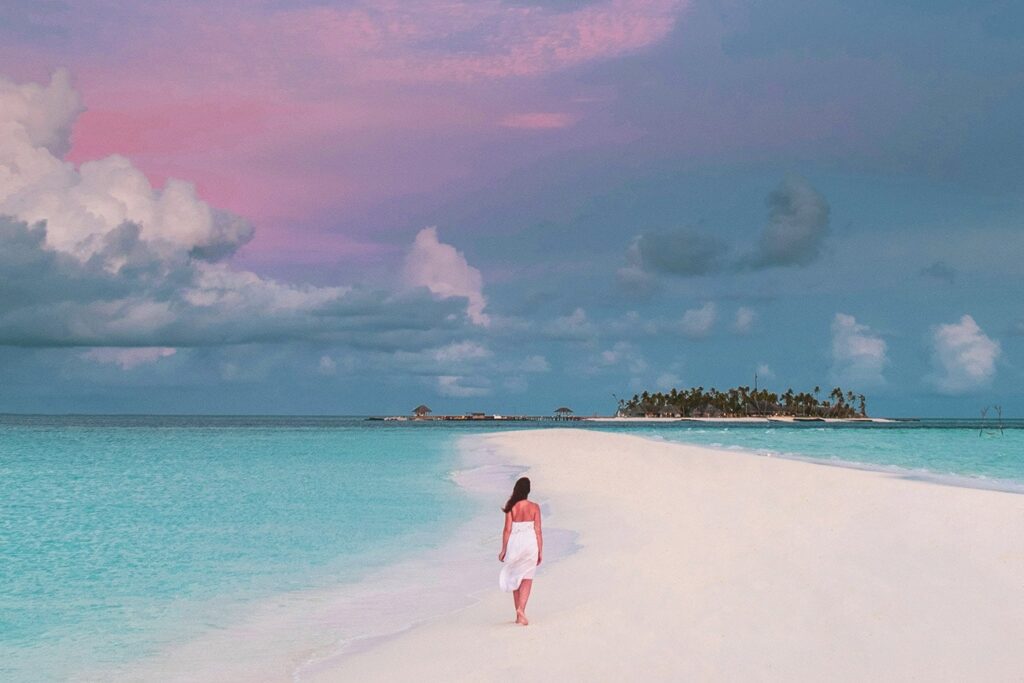 sandbank picnic maldives