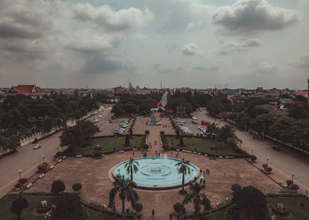 Patuxai Monument