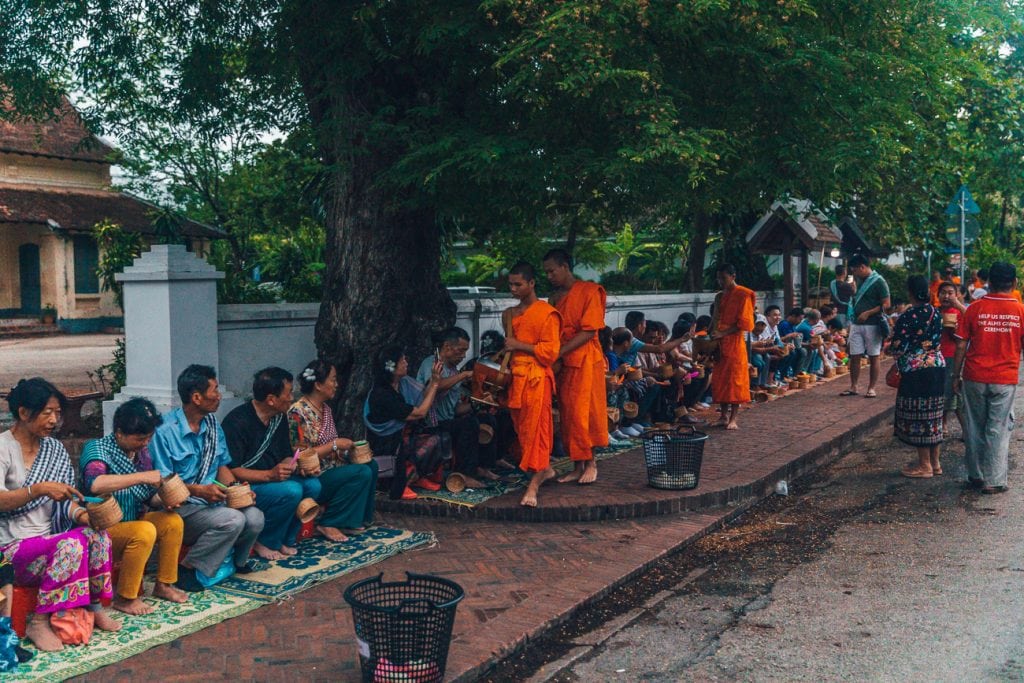 Alms giving Luang Prabang 3