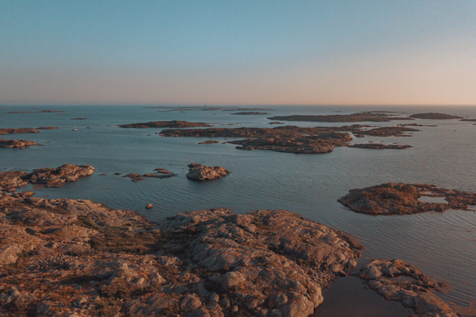 10 Best Islands To Visit In The Gothenburg Archipelago I Wanderlista 10-best-islands-to-visit-in-the-gothenburg-archipelago-i-wanderlista